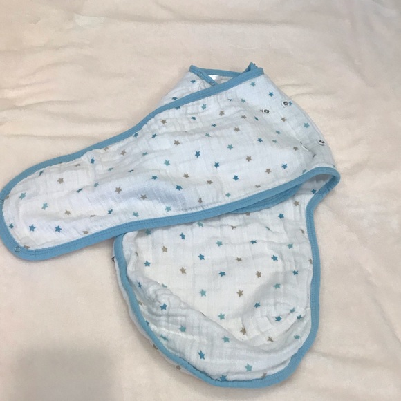 aden and anais swaddle with snaps